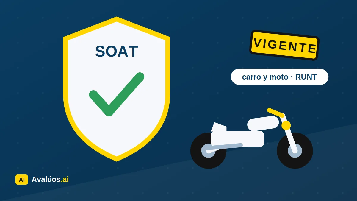 Consulta del SOAT de una moto por placa en el portal del RUNT desde un celular, junto al vehículo